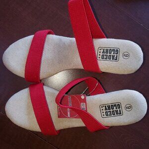Vintage Red Canvas Strap Wedge Sandals Size 9 NWT